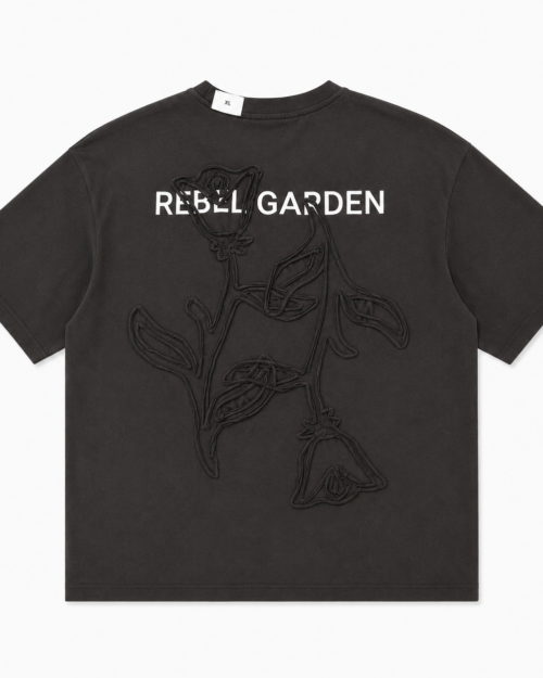Camiseta negra "Rebel Garden"